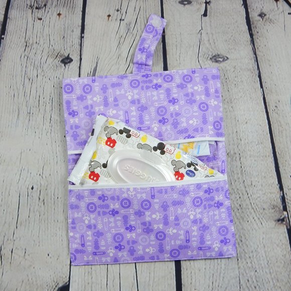 Beautiful Wipes and Diaper Clutch Handmade - Picture 5 of 6